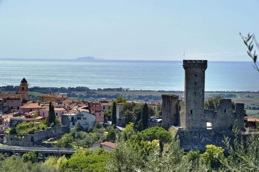 Appartamento Bellavista Castelnuovo Magra Exterior foto